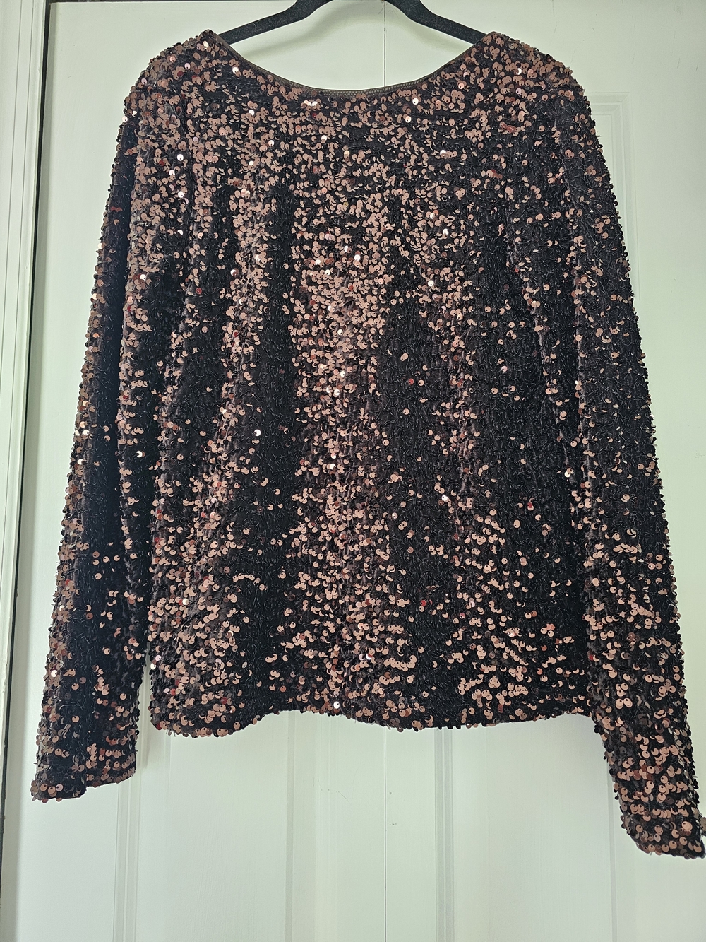 H&M Long-sleeved top in sequined jersey.